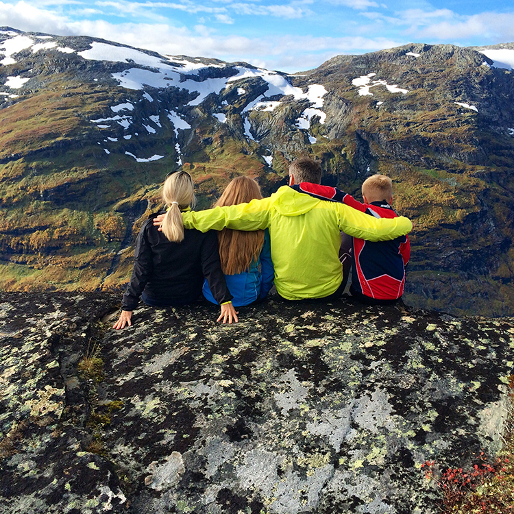 Vandring i fjellheimen